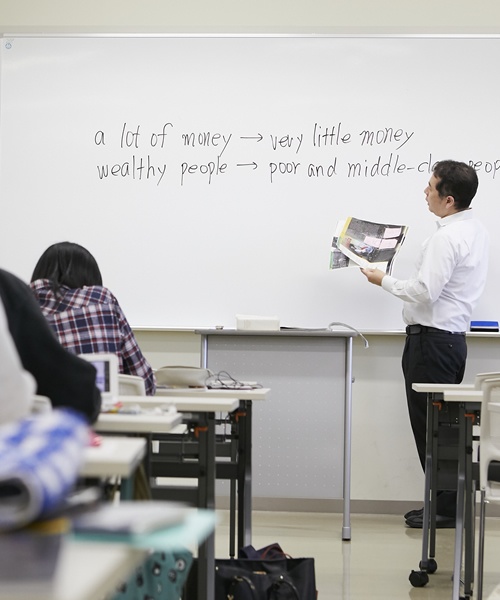 国語・英語の 中学校・高等学校教員をめざすの画像