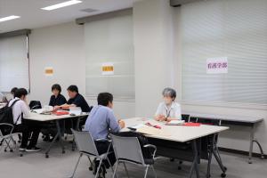 令和７年度教員対象大学説明会　個別相談会の様子