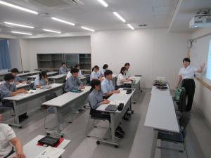 依岡先生