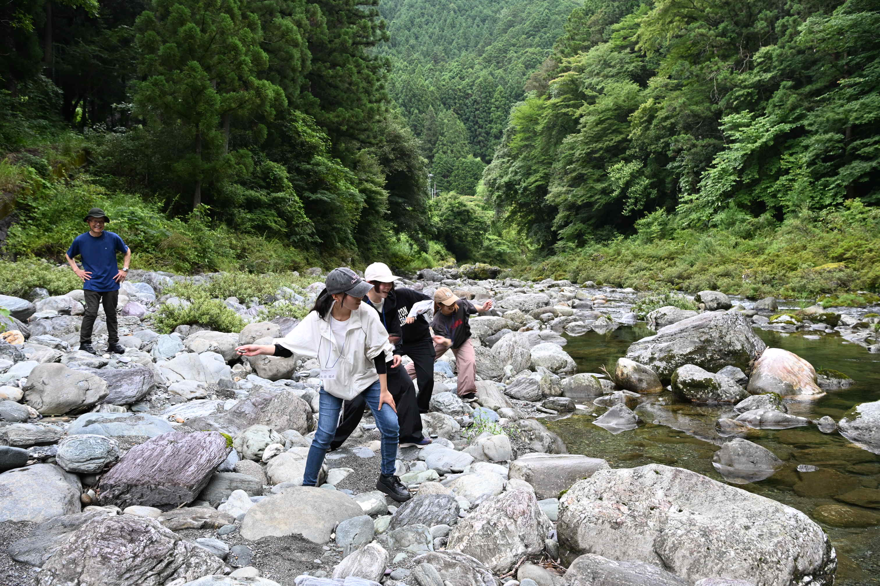 汗見川11