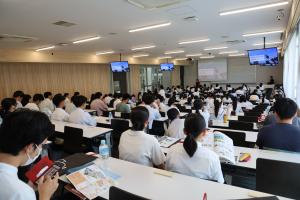 永国寺キャンパス　文化学部の学部説明会の様子