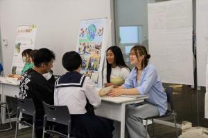 文化学部学生活動紹介コーナーの様子