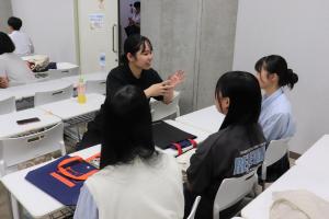 社会福祉学部先輩との談話室の様子