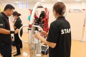 （６）★★ノーリフティングケア体験（リフト）IMG_8623