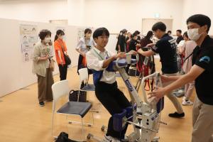 （７）★★ノーリフティングケア体験（スタンディングリフト）（ぼかしあり）IMG_8640
