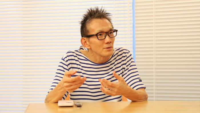 インタビューの様子