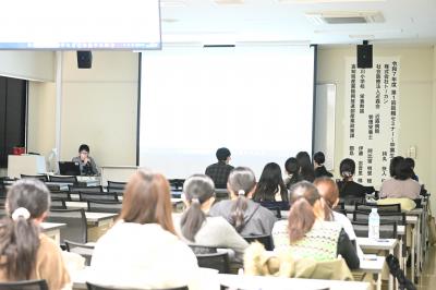 就職セミナー風景４