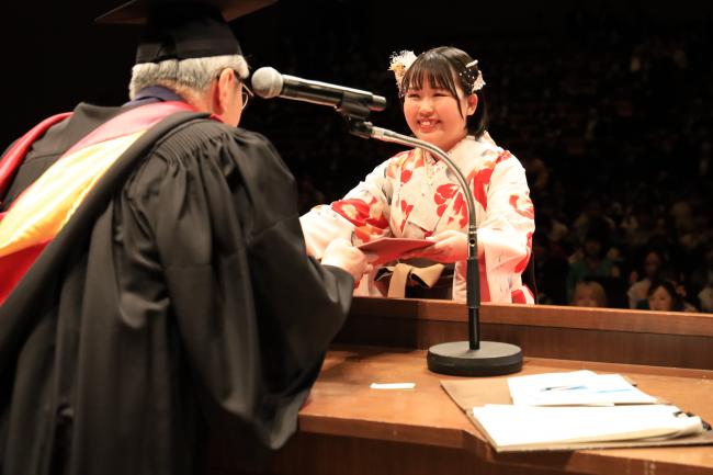 卒業証書・学位記授与１