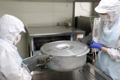 大方調理器具の調理の様子