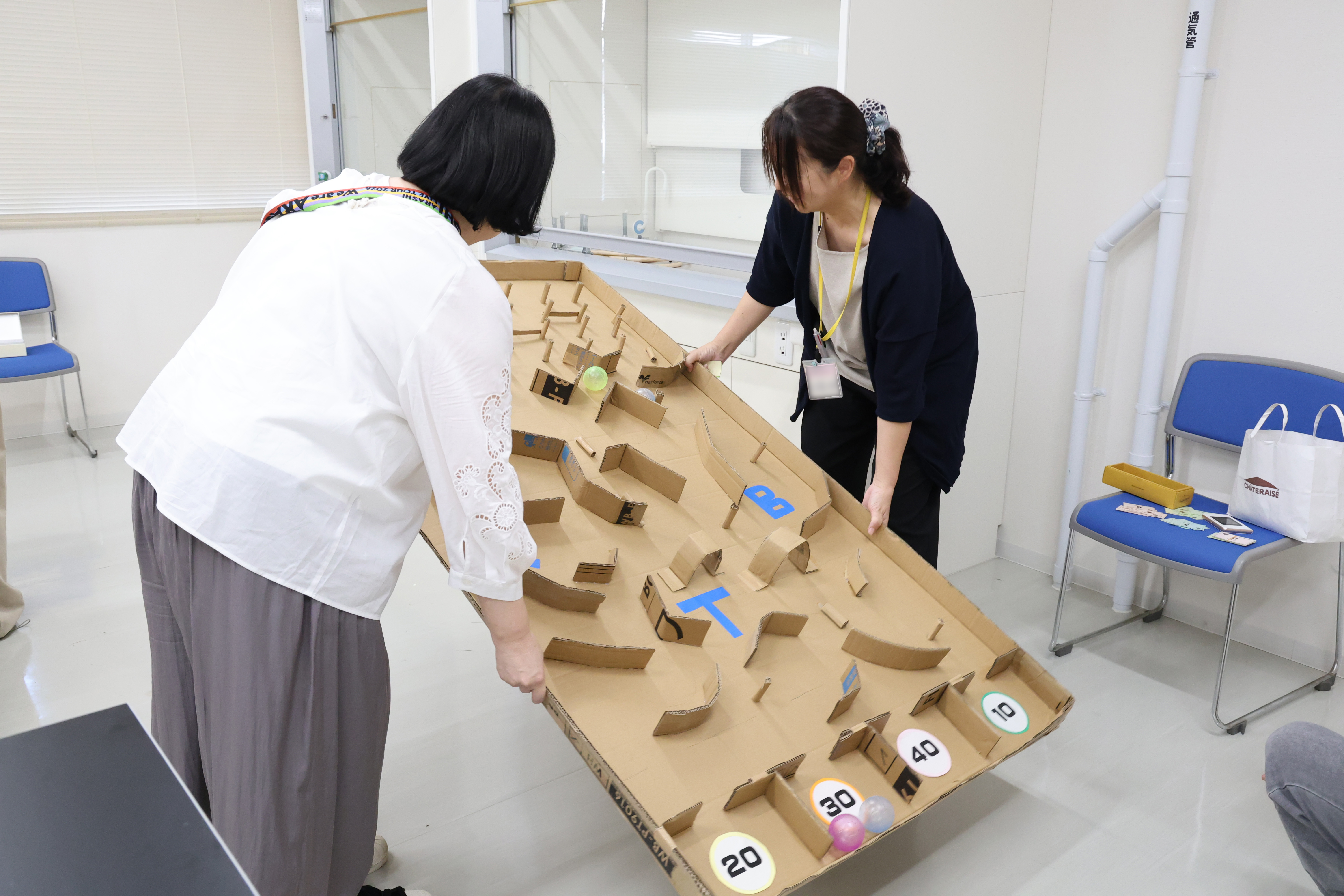 巨大ピンボール