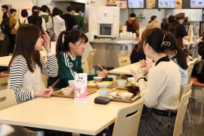 こうちティーンズベース